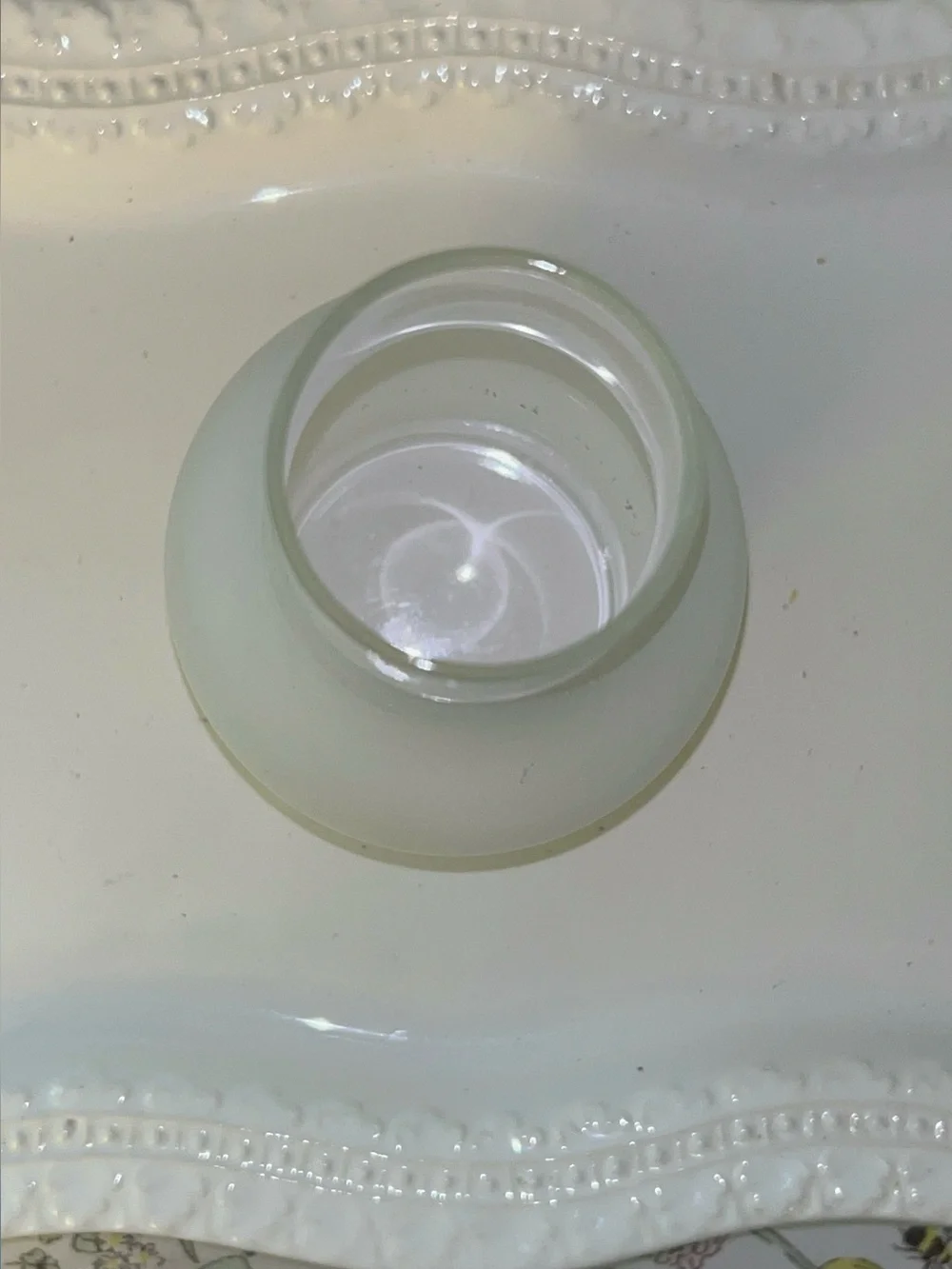 3/4 frosted glass oil lamp chimney/hurricane shade 8.5in tall